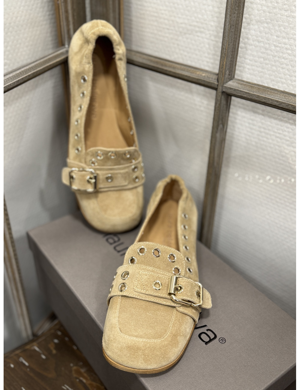 Ballerines beige bout carré Laura Bellariva