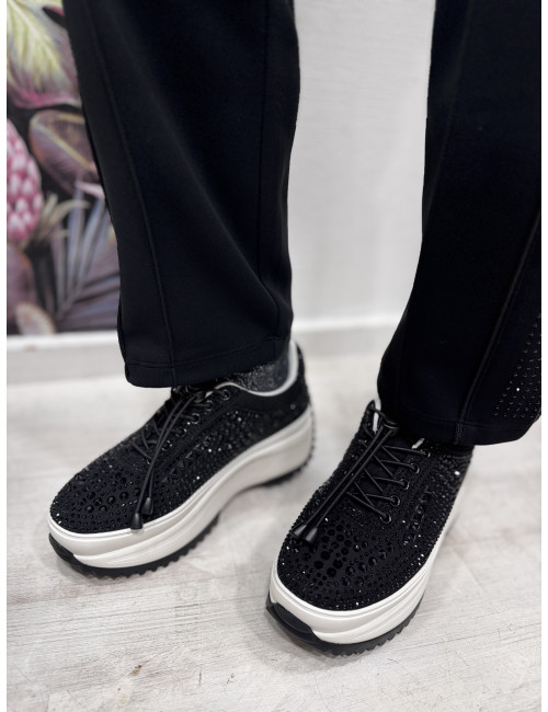 Sneakers noires à strass Lola Casademunt