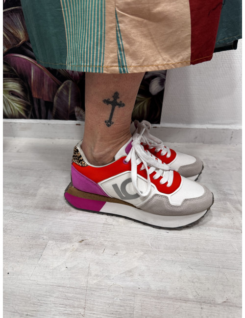 Sneakers blanches et colorées Lola Casademunt