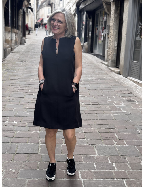 Robe sans manches ESTERIANE noire Msch Copenhagen