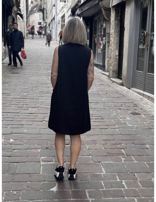 Robe sans manches ESTERIANE noire Msch Copenhagen