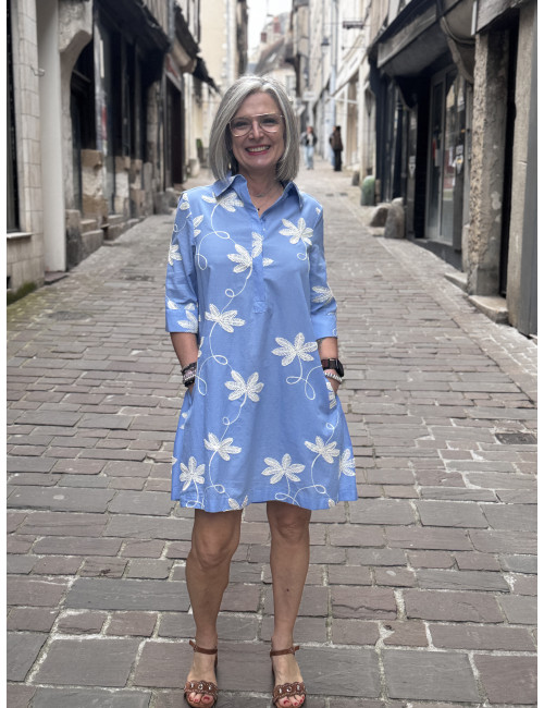 Robe chemise fleurs brodées Lola Casademunt