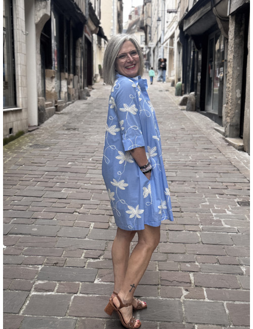 Robe chemise fleurs brodées Lola Casademunt