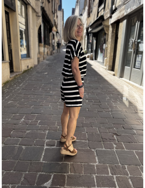 Short BORDA Le Temps Des Cerises