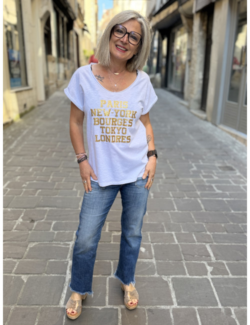 T shirt blanc/ paillettes or PARIS NEW YORK BOURGES TOKYO LONDRES