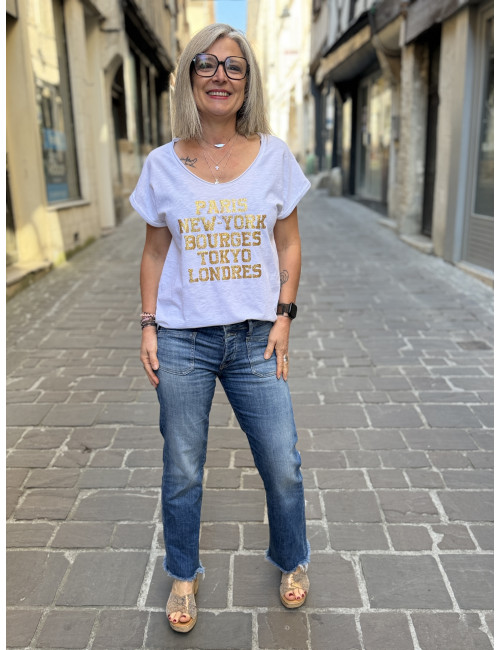 T shirt blanc/ paillettes or PARIS NEW YORK BOURGES TOKYO LONDRES