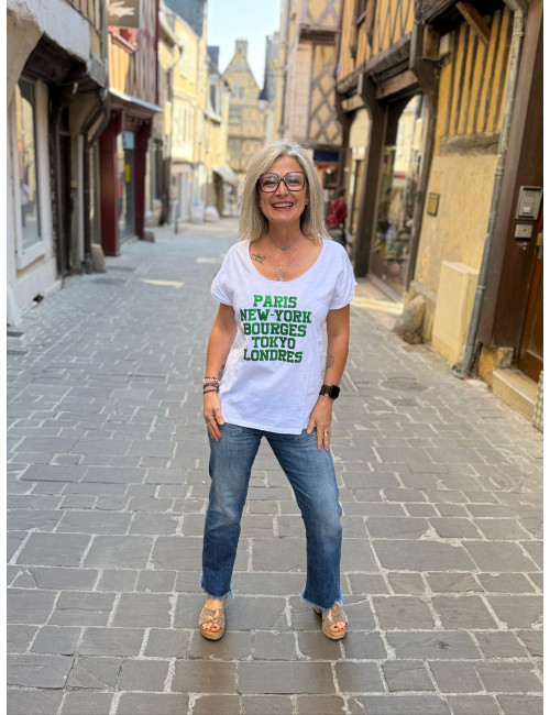 Tee shirt PARIS NEW YORK BOURGES TOKYO LONDRES paillettes vertes Anouk & Ninon