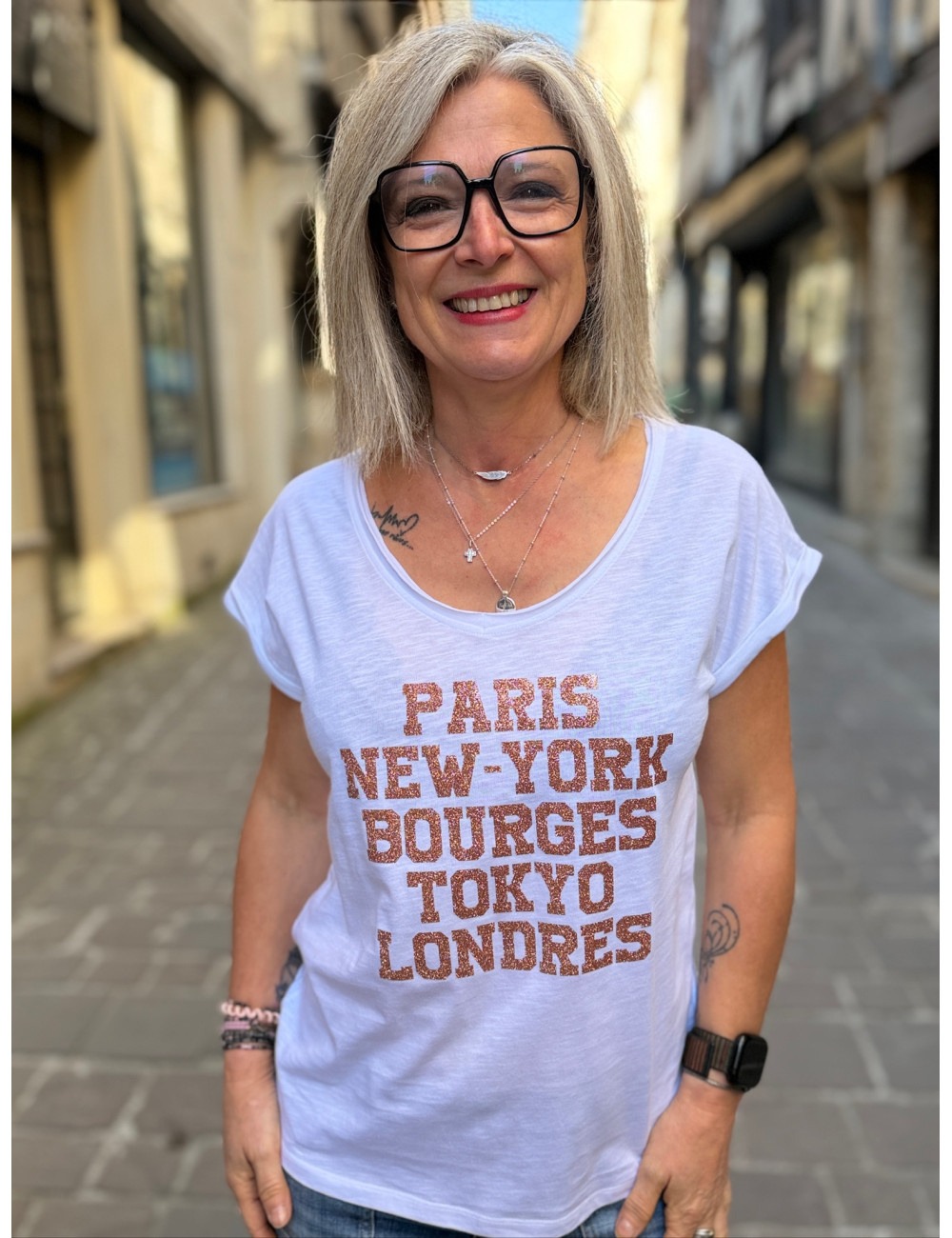Tee shirt PARIS NEW YORK BOURGES TOKYO LONDRES paillettes rose gold
