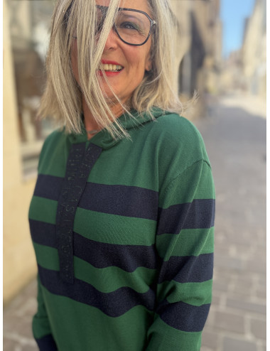 Pull vert à capuche Lola casademunt