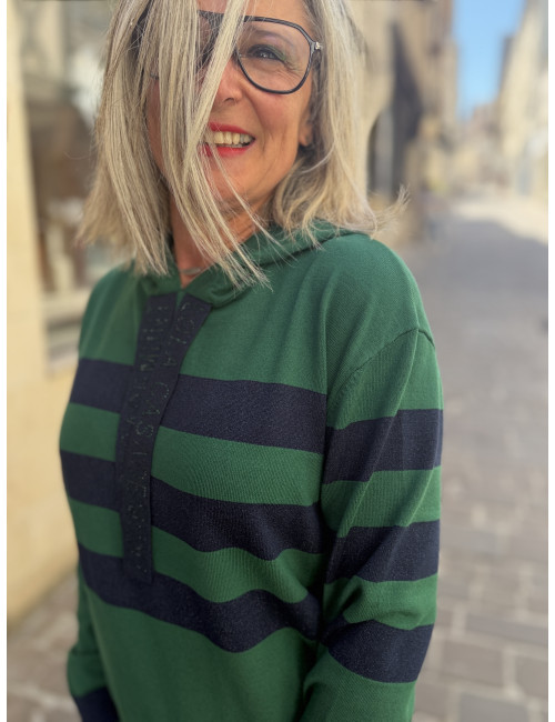Pull vert à capuche Lola casademunt