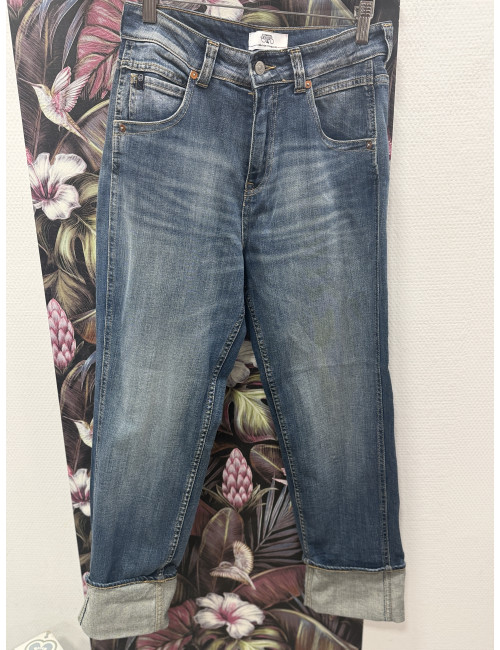 Jeans girl friend Le Temps Des Cerises