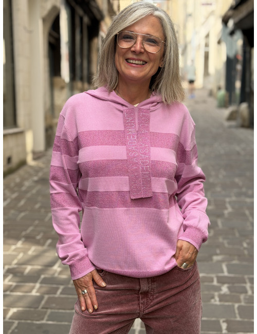 Pull rose à capuche Lola casademunt