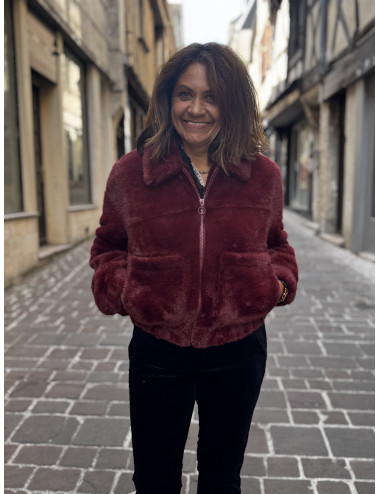 Blouson court fourrure synthétique ISLA porto red King Louie