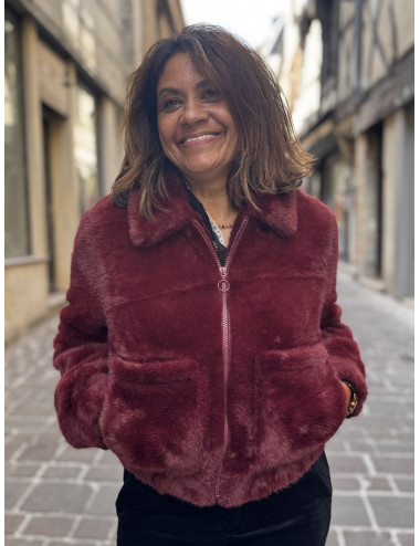 Blouson court fourrure synthétique ISLA porto red King Louie