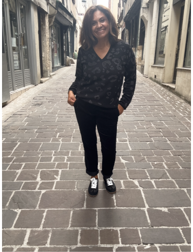 Pull noir imprimé  et strass Lola Casademunt