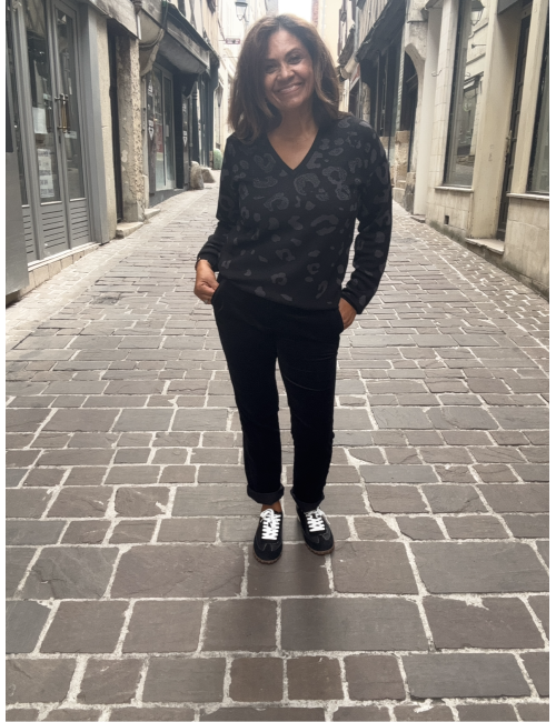 Pull noir imprimé  et strass Lola Casademunt
