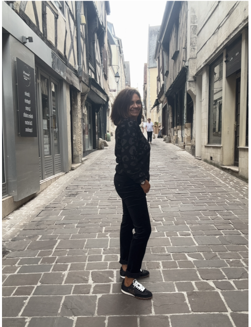 Pull noir imprimé  et strass Lola Casademunt