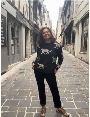 Pull jacquard léopards noir  Lola Casademunt