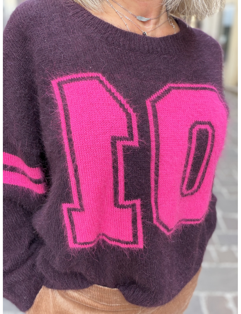 Pull NAOMI cocoa One Tee